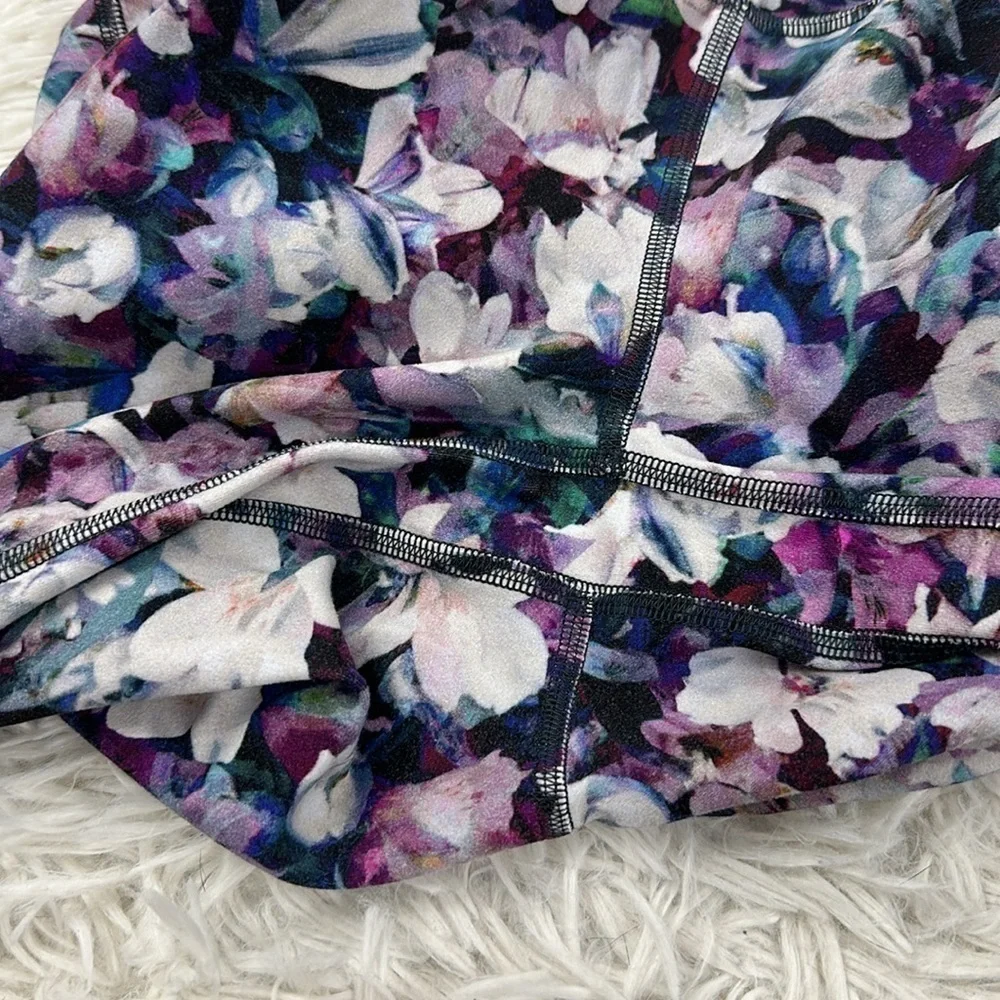 Lululemon Align Crop *21